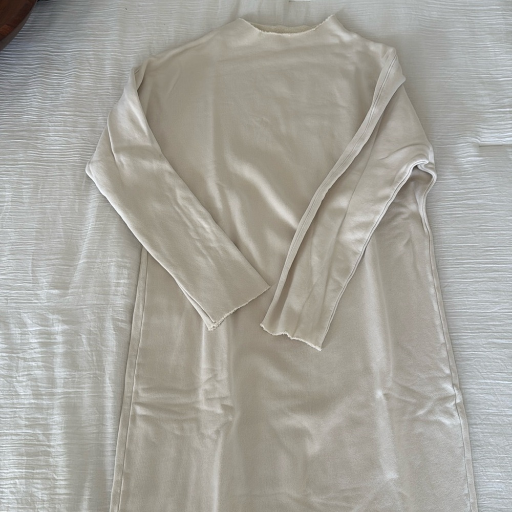 Frank and Eileen long sweatshirt dress. Ivory. Size M